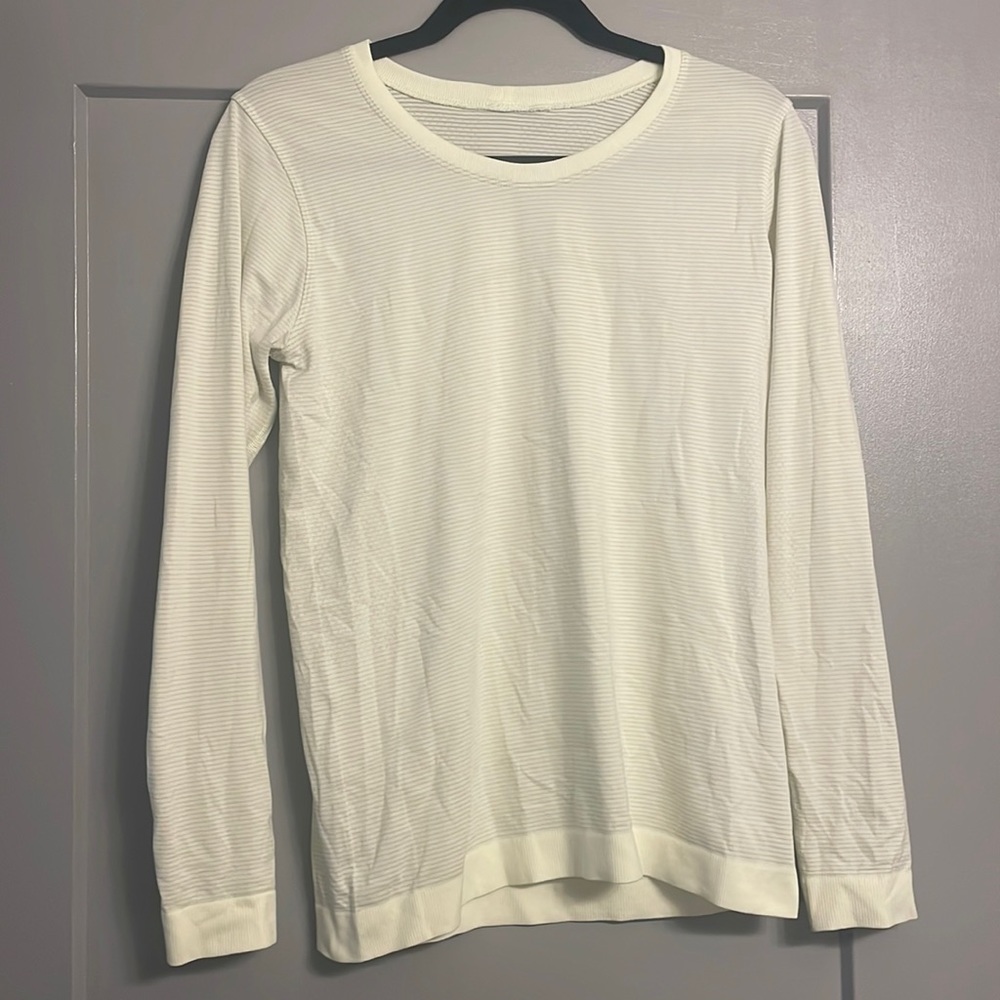 Lululemon lime green/yellow athletic top